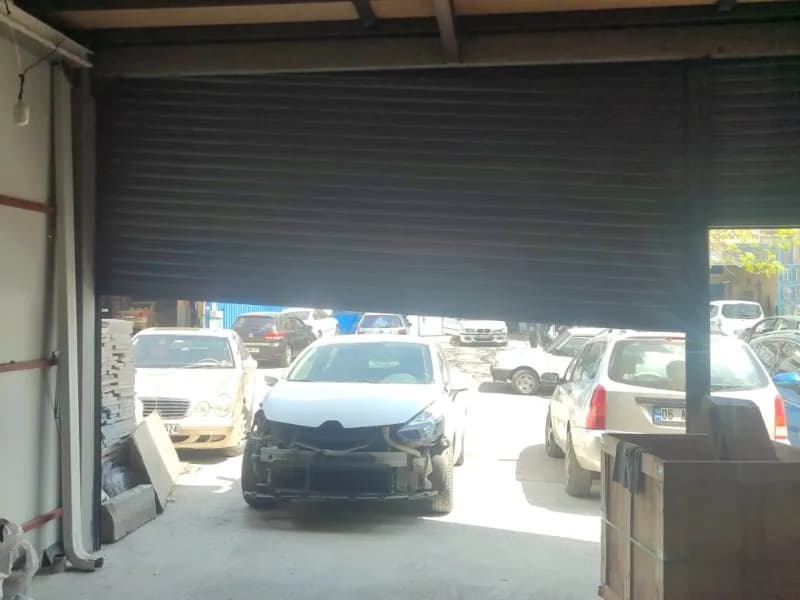 Bağlıca Servis girişindeki otomatik kapı